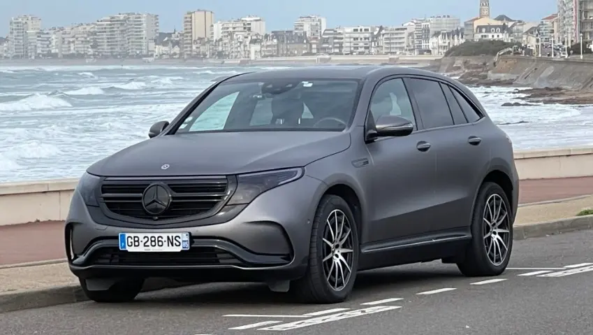 Voiture électrique VTC d'Antoine Drive Services